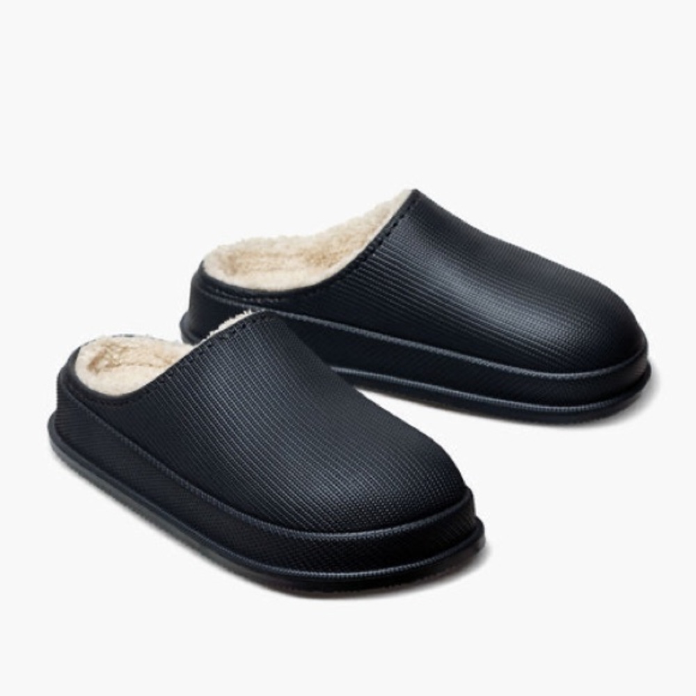 Cloud Slides Black Cozy Fur Lined Clogs Size 40-41/Size 9